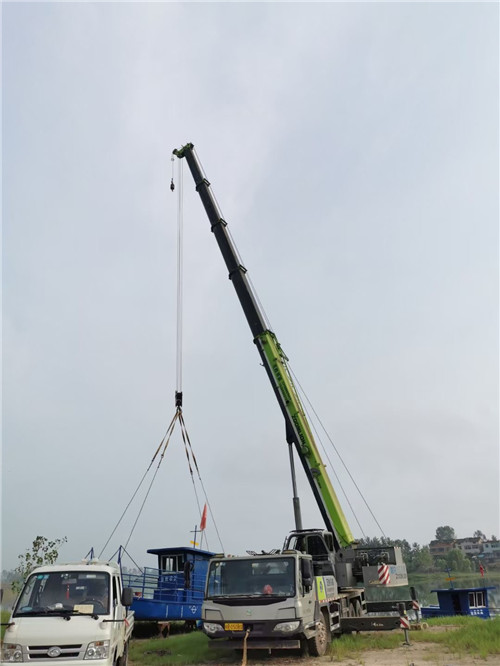 罗城桥梁建设吊装案例